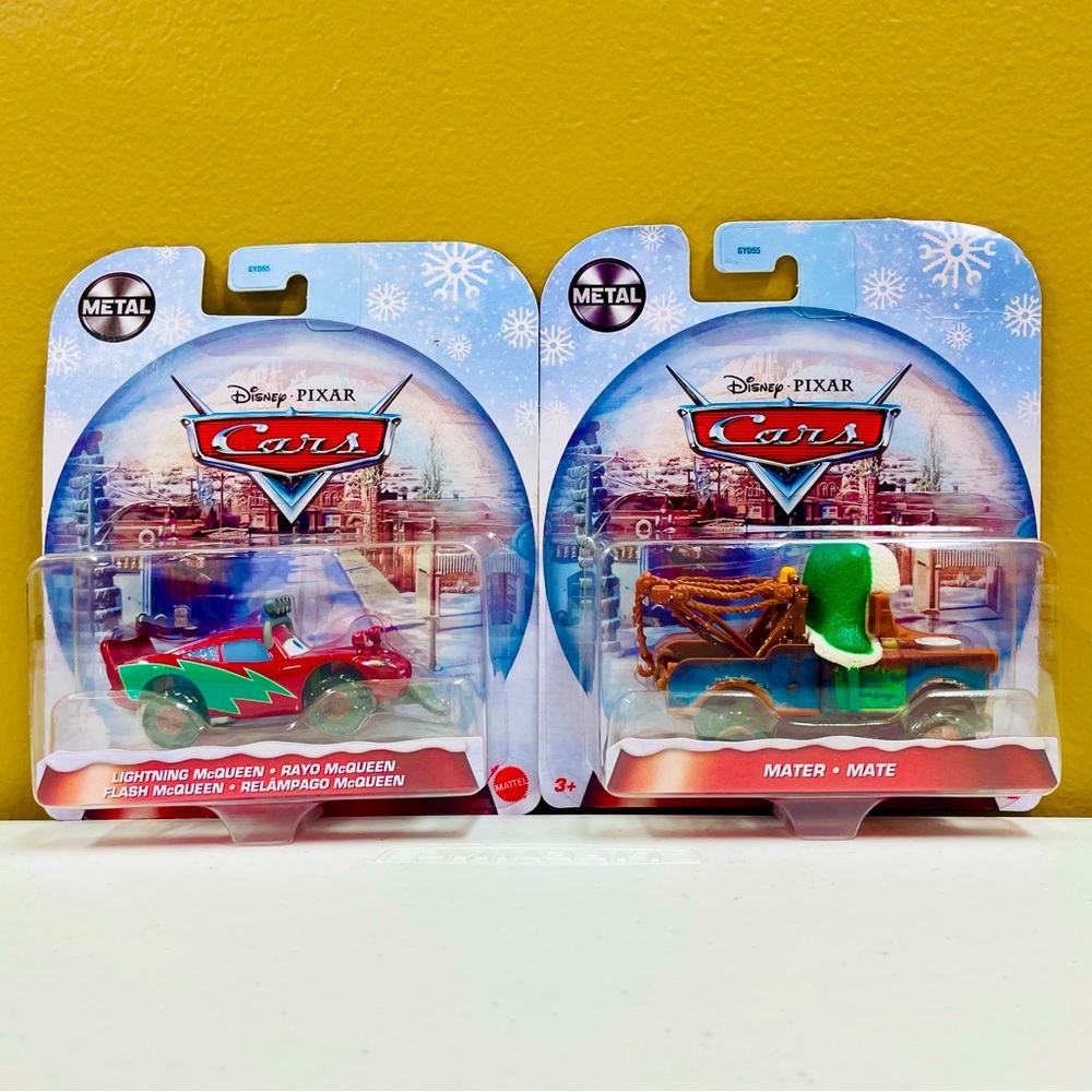New Disney Pixar Cars Lightning McQueen Mater Christmas Metal Diecast Mattel
